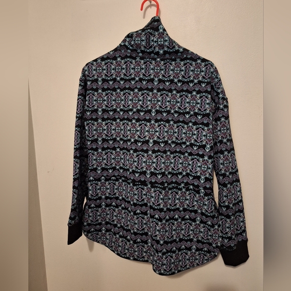 Coco & tashi high-neck geometric pattern sweatshirt - Picture 3 of 4